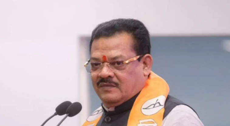 नासिक मामले की जांच तेज, महाराष्ट्र सरकार ने संगठित नेटवर्क की आशंका जताई