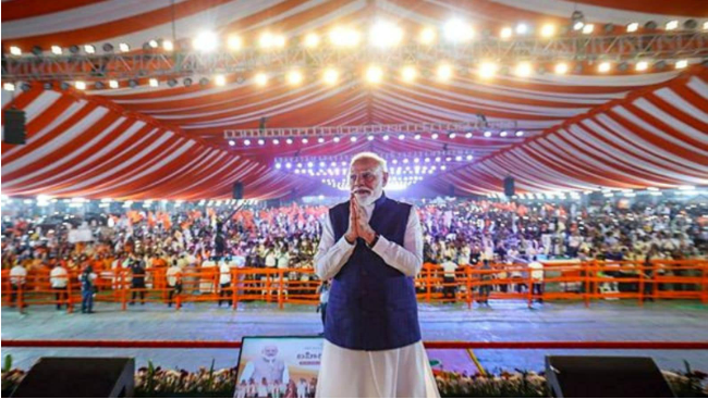 वैश्विक संकट के बीच आत्मनिर्भरता पर जोर, प्रधानमंत्री ने लोगों से की बचत और स्वदेशी अपनाने की अपील