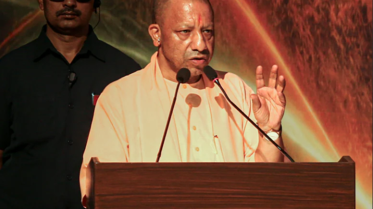 बकरीद और गंगा दशहरा को लेकर यूपी सरकार अलर्ट, सीएम योगी ने दिए सख्त निर्देश